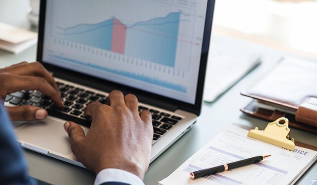 Growth hacker et business developer, deux postes clés en startups.