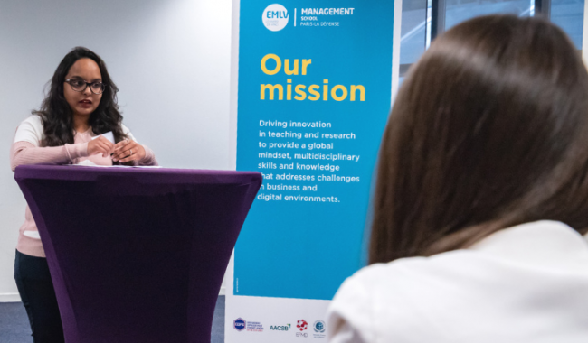 personal elevator pitch during i pitch and meet at EMLV 2019