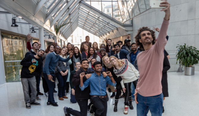 group picture of international students studying abroad EMLV