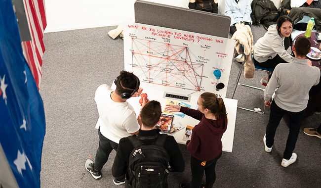 Partir à l'international en école de commerce, à l'EMLV