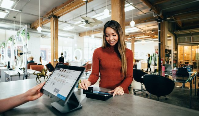 Quel avenir pour le retail ? Une étude menée par EMLV & Balthazar