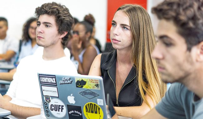 Se former à la data science en école de commerce à l'EMLV