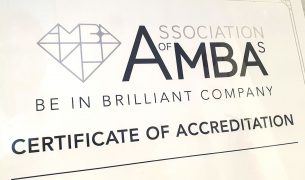 emlv amba accredited 305x180 - Accréditations et réseaux
