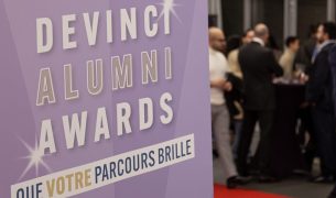 EMLV cover alumni awards 305x180 - Les diplômés et l'emploi