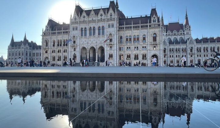 EMLV Budapest 2 720x420 - Lilou, promo 2025 : un semestre d’échange à Budapest, entre autonomie, rencontres et voyages