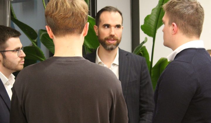 Cybersécurité et management : DeVinci Alumni, Onepoint et l’EMLV explorent souveraineté, cyberdépendance et résilience EMLV Cybersecurite One Point 6 720x420 - Cybersécurité et management : DeVinci Alumni, Onepoint et l’EMLV explorent souveraineté, cyberdépendance et résilience