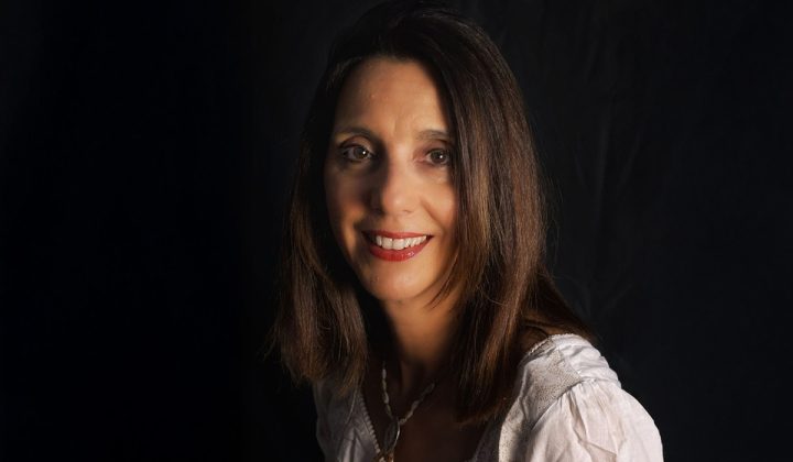 Le mot de la directrice EMLV Valerie Fernandes 720x420 - Le mot de la directrice