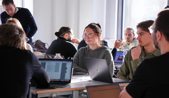EMLV La ville durable peut elle vraiment exister 4 720x420 - Hackathon Promo 2027 : &laquo; La ville durable peut-elle vraiment exister ? &raquo; &mdash; un travail collectif sur les contraintes des syst&egrave;mes urbains