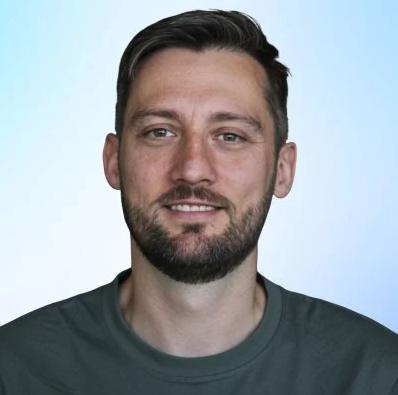 Louis deroulle – MSc Chief Marketing Officer
