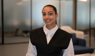 Nisrine Dnigue promo 2026 a realise deux annees dalternance chez Hewlett Packard Enterprise HPE &ndash; MBA Finance et Contr&ocirc;le de gestion