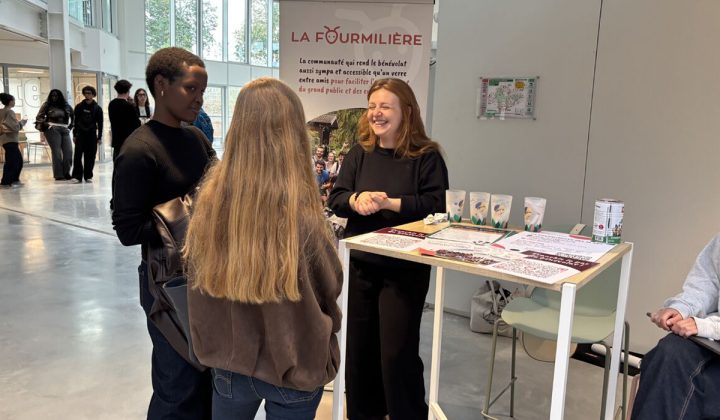 Depuis la rentrée 2026, l’EMLV rend l’engagement associatif obligatoire et évalué dès l’entrée dans le Programme Grande École.