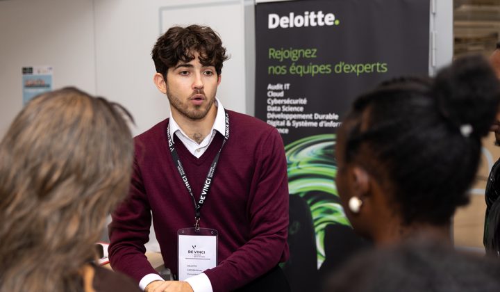 Le forum associait recherche de stage et decouverte des metiers – Career Fair 2026 : les étudiants de l’EMLV à la rencontre des recruteurs au campus du Parc